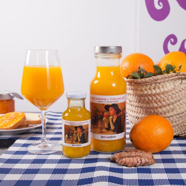 Zumo de Naranja y cúrcuma botellas